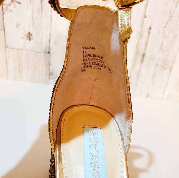 Betsey Johnson Mari heels NIB - Picture 6 of 7